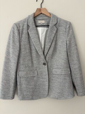 LOFT Light Gray/navy Textured Single-Button Blazer